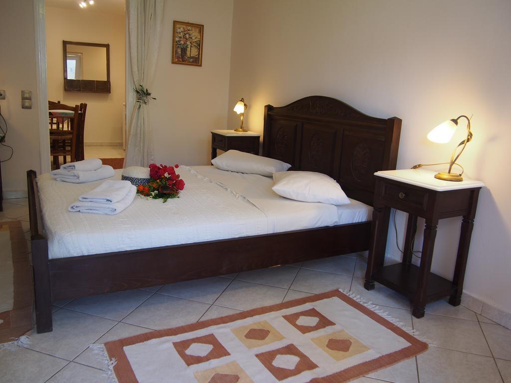 Eolos Apartments With Private Parking Agios Nikitas Exterior photo