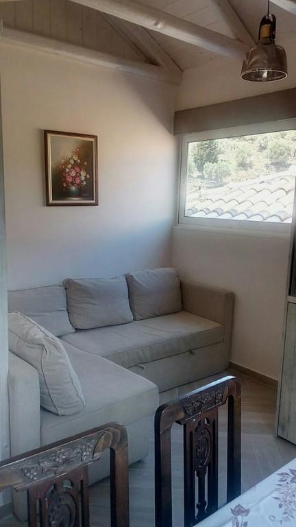 Eolos Apartments With Private Parking Agios Nikitas Exterior photo