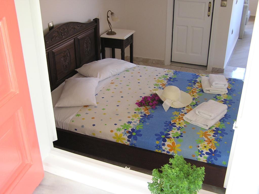 Eolos Apartments With Private Parking Agios Nikitas Exterior photo