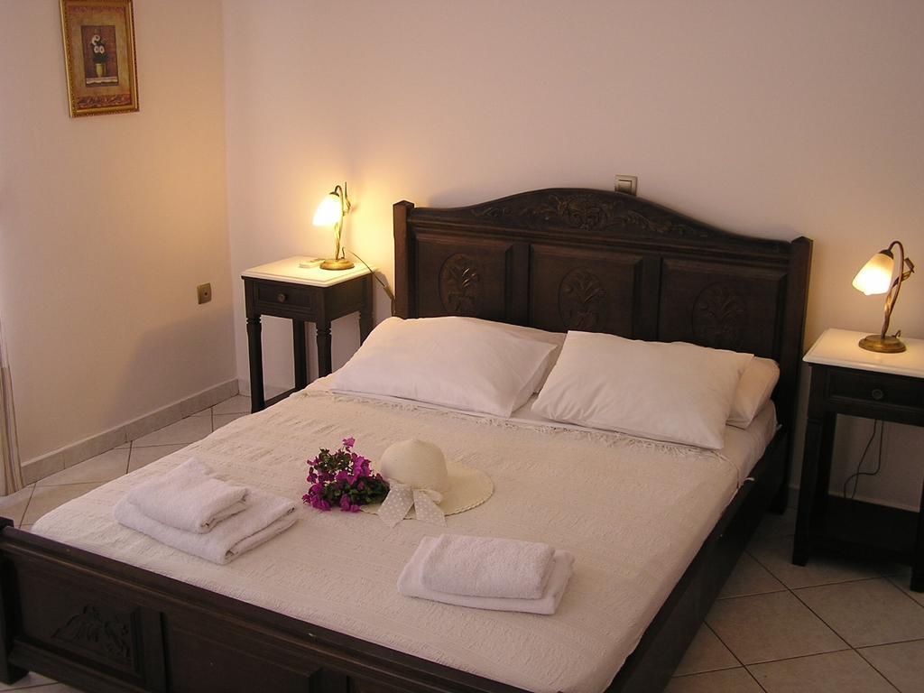 Eolos Apartments With Private Parking Agios Nikitas Exterior photo